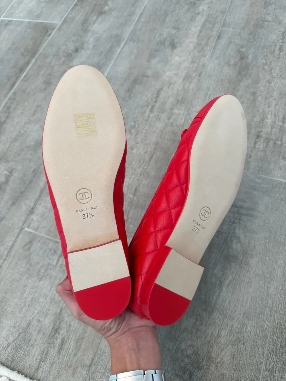 CHANEL  Matthieu Blazy Red Quilted Ballet Flats with Bow